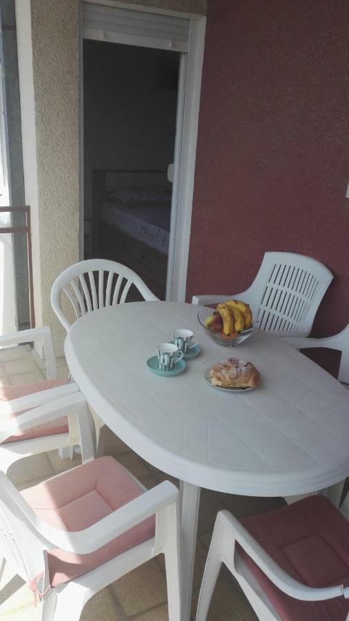 Apartmani Ljubica Kaštela Εξωτερικό φωτογραφία