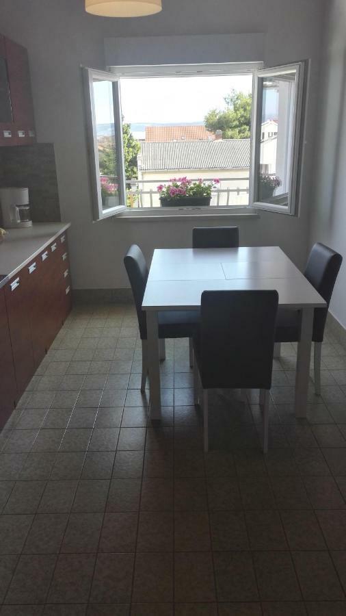 Apartmani Ljubica Kaštela Εξωτερικό φωτογραφία