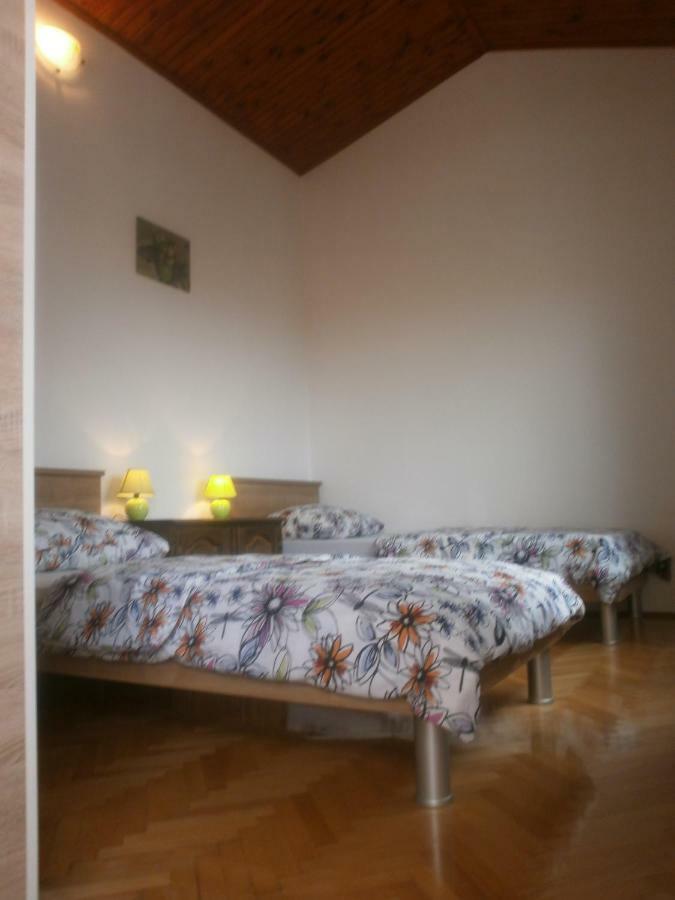 Apartmani Ljubica Kaštela Εξωτερικό φωτογραφία